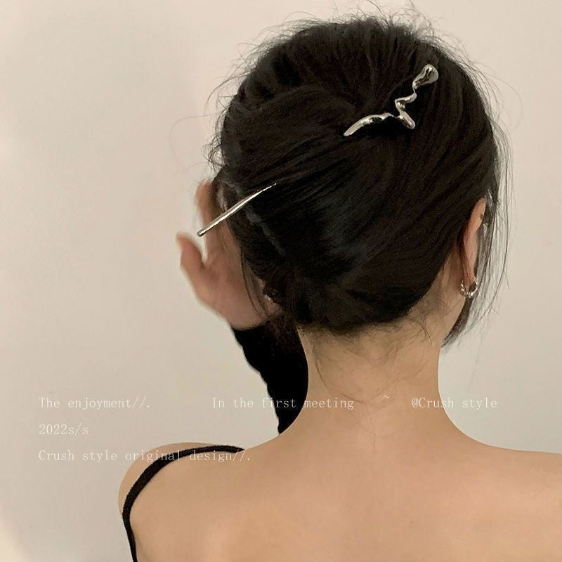 Silver Abyss Bun Stick