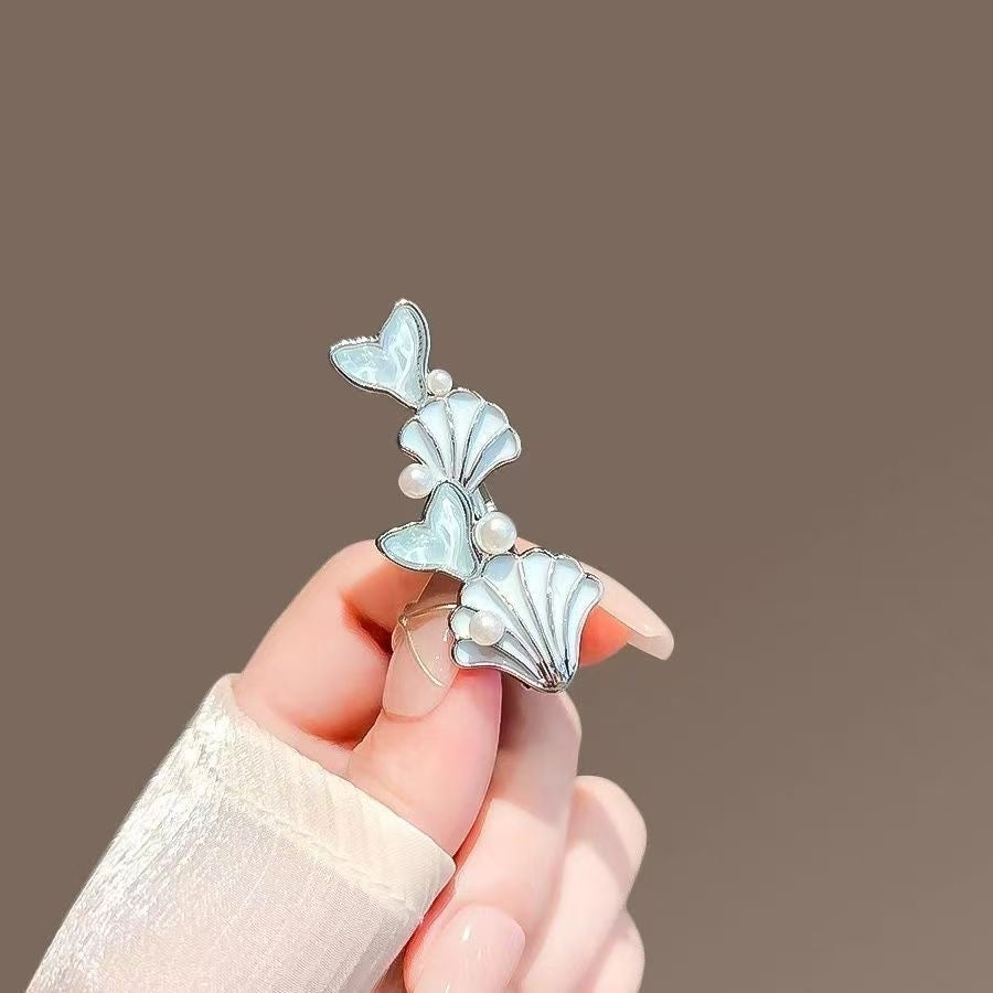 Pretty Pearl Mermaid Hair Clip (handmade)