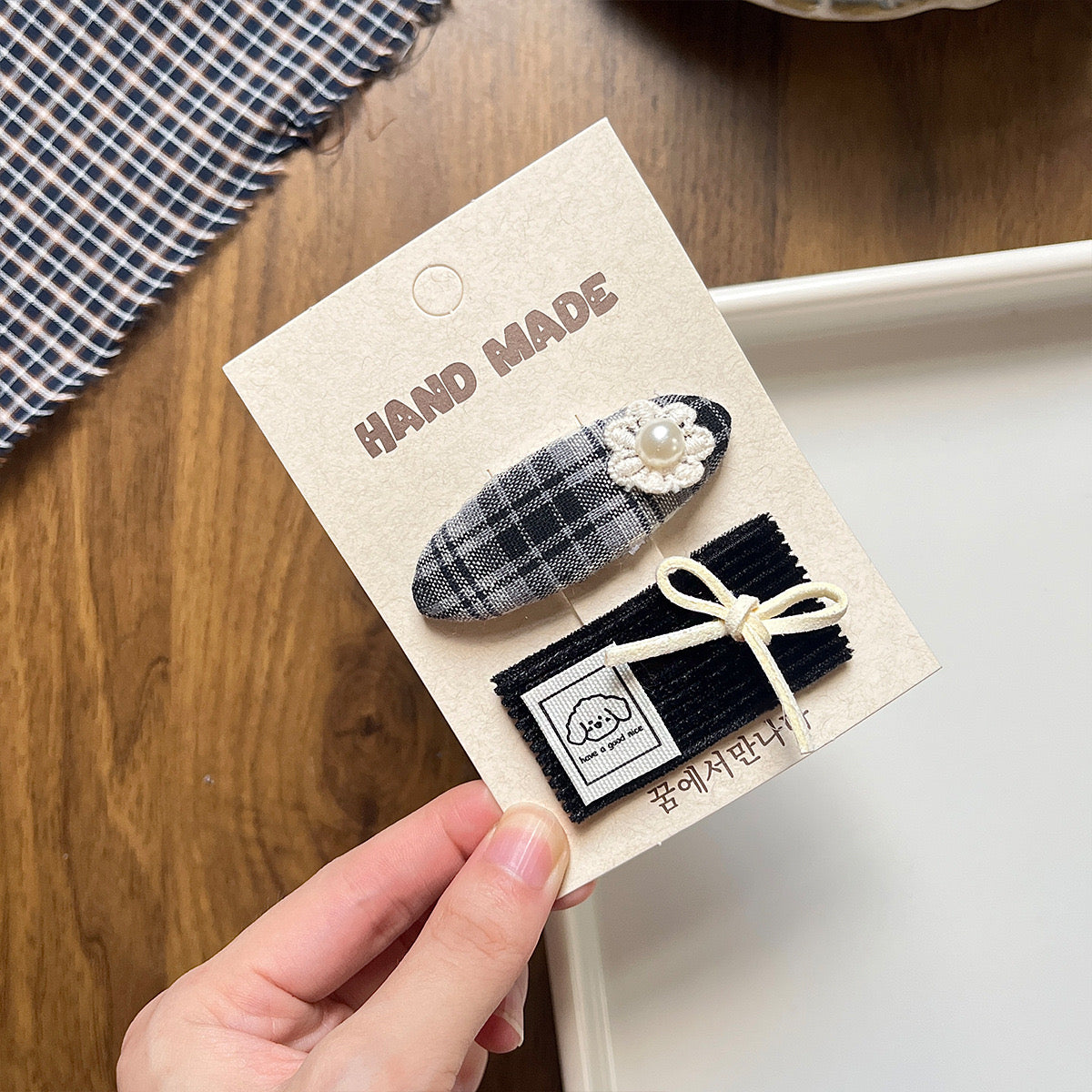 Daisy Sprinkles Hair Clip