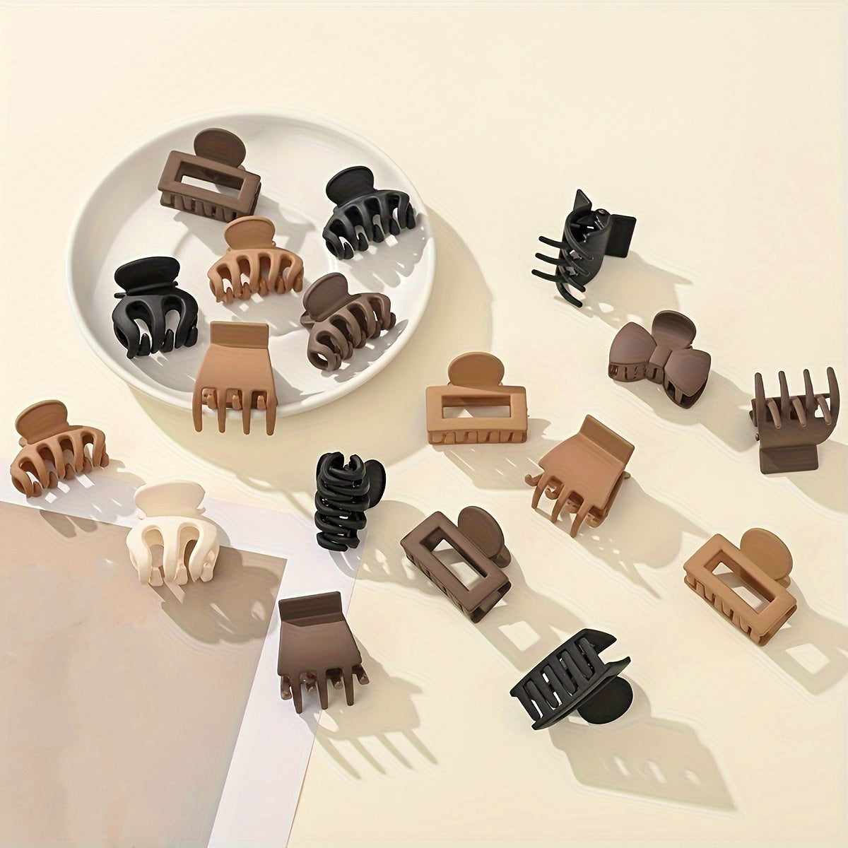 3pcs Matte Hair Claw Clip Simple Style Shark Claw Clips Solid Color Hair Claw Elegant Hair Clips For Women