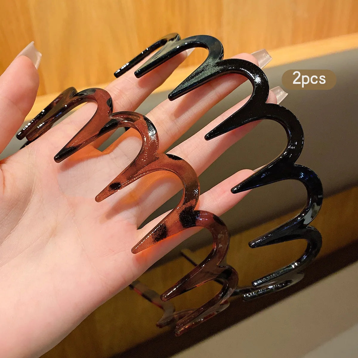 Sana Hair Clips - 2 pcs