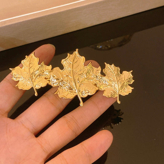 Luxe Textured Foliage Hair Clip