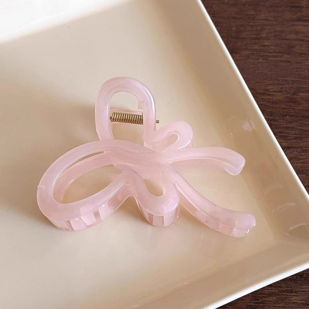 Pastel Mariposa Claw Clip