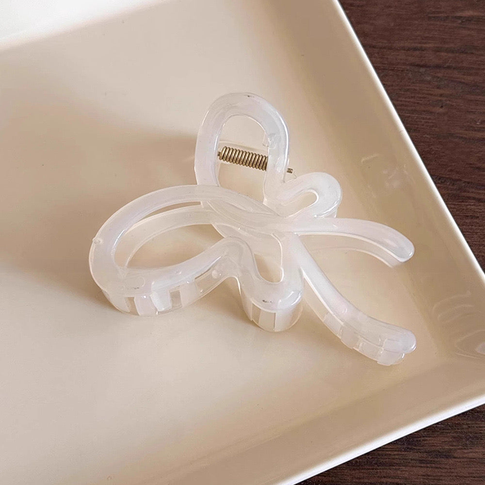 Pastel Mariposa Claw Clip