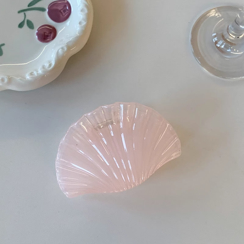 Shell Serenity Hair Clip
