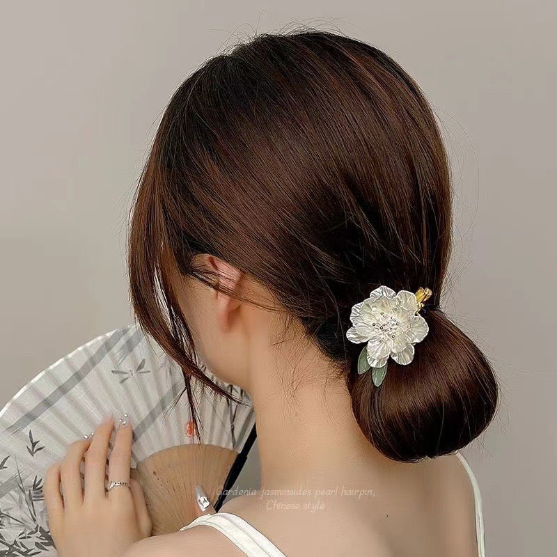 Soft-sparkle Flower Hair Clip(⁠Pack to 2) [handmade]