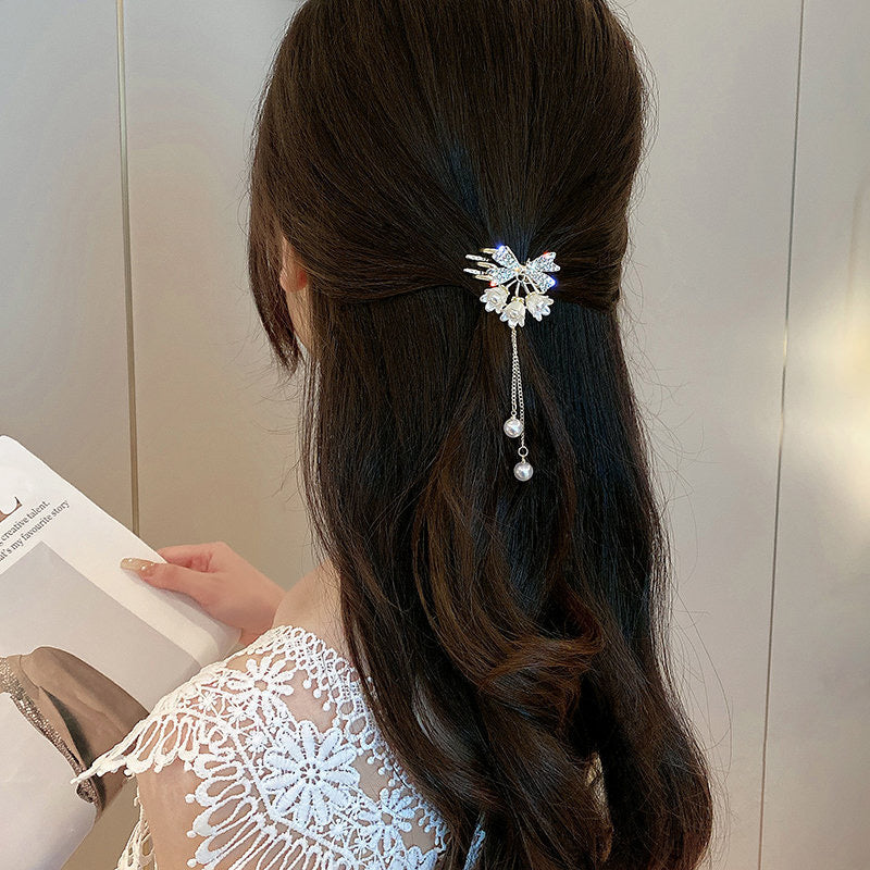 Dancing Tulips Pearl Hair Clip