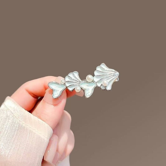 Pretty Pearl Mermaid Hair Clip (handmade)