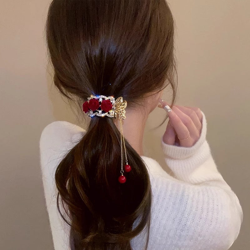 Lady in Red Hair Clip
