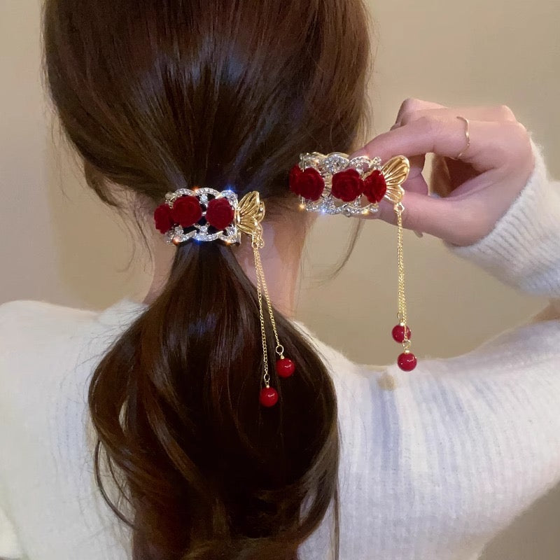 Lady in Red Hair Clip