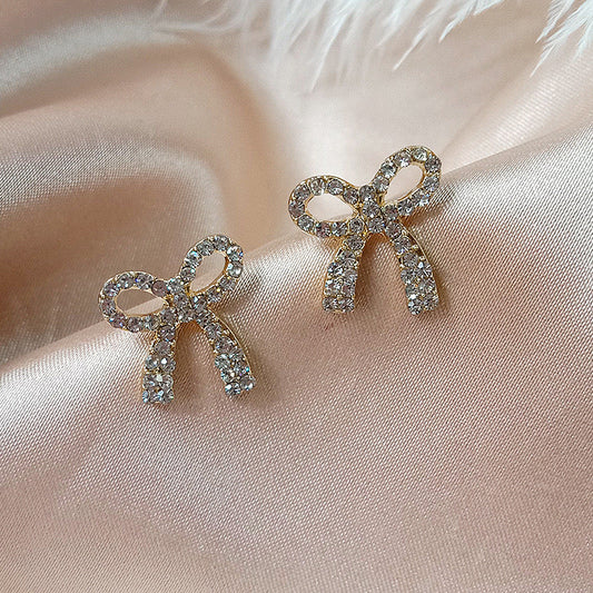 Bows the night away! Earrings