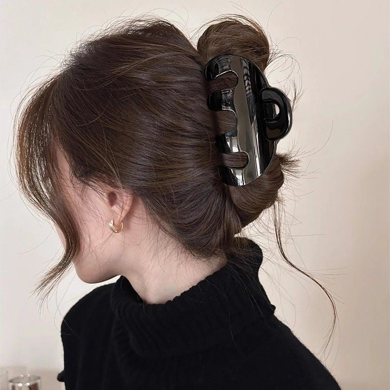 All day Black Claw Clip