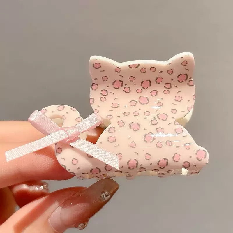 Pink Purrr Claw Clip