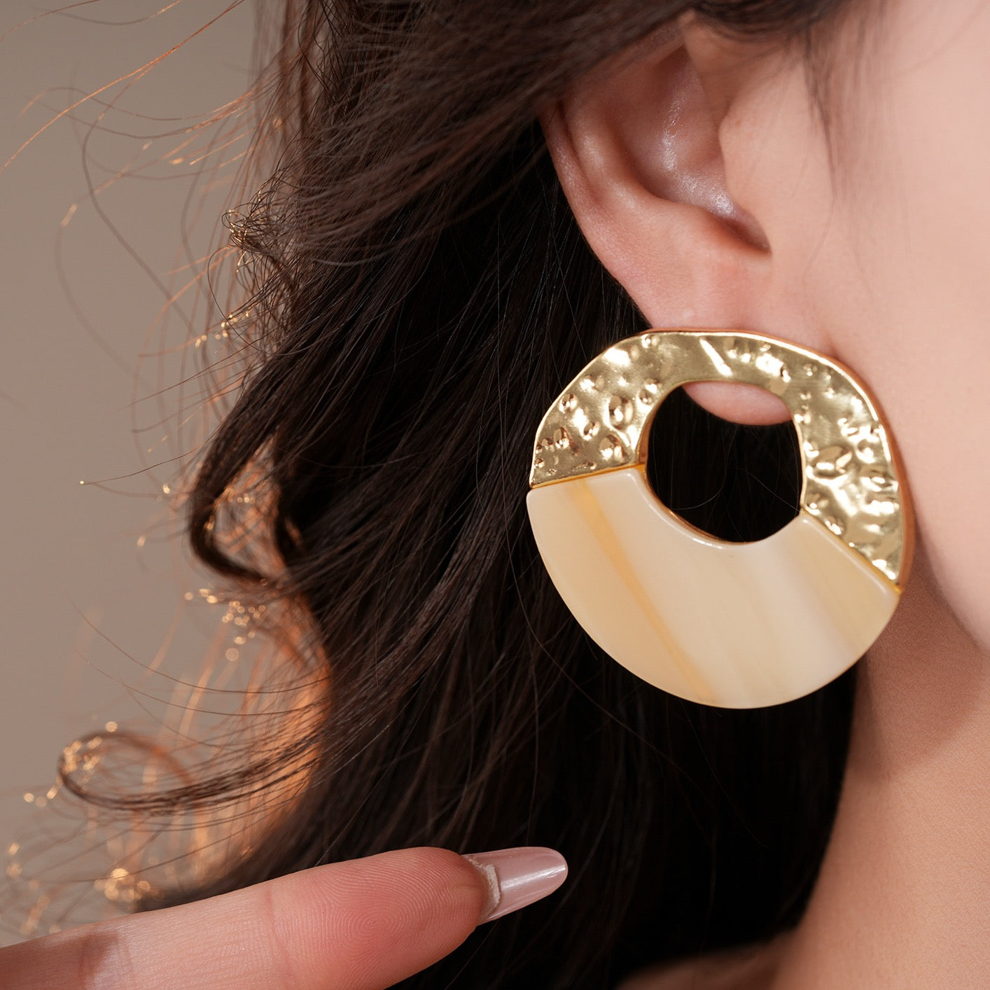 Lustrous Luxe Hammered Earrings