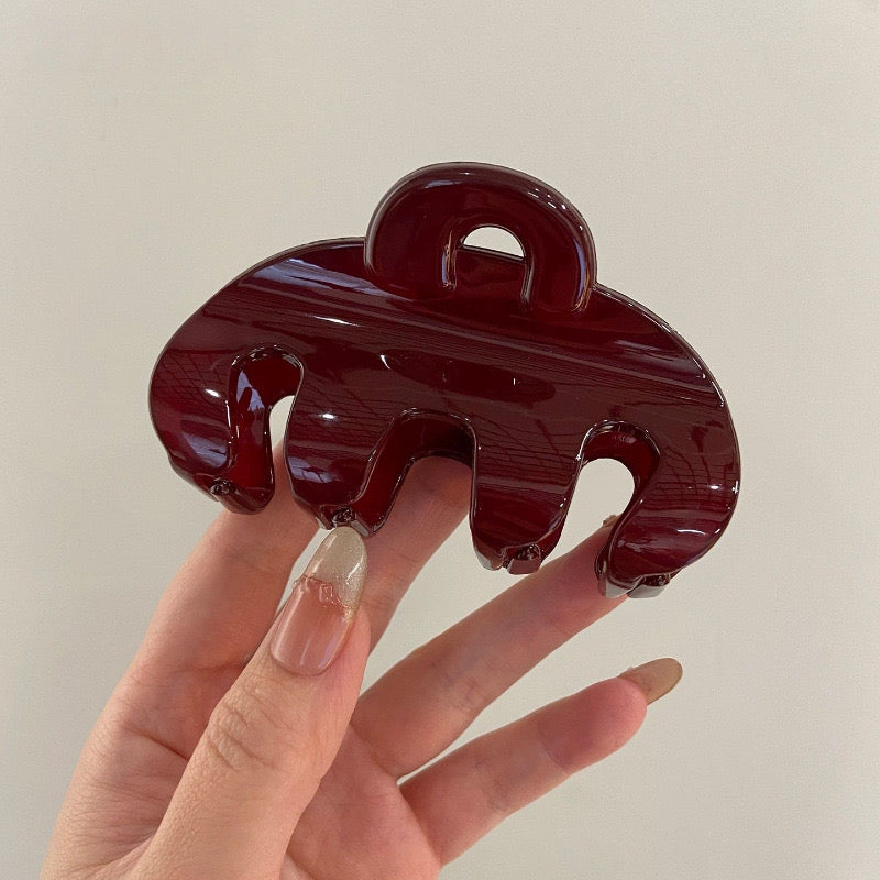 Winter favourite Maroon Claw Clip