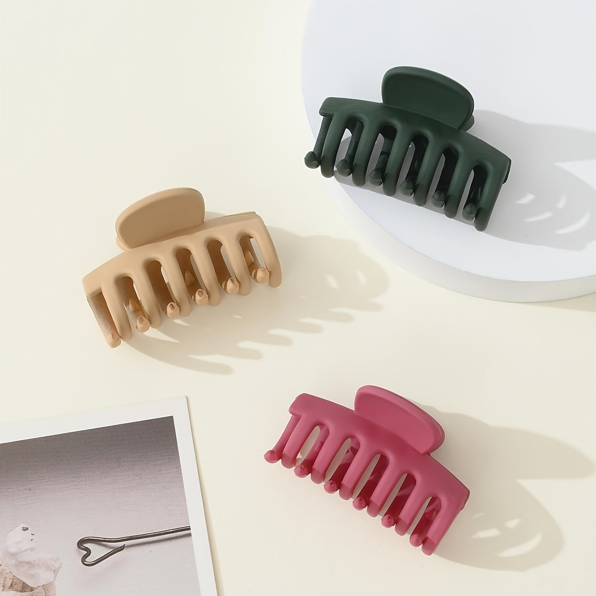 3pcs Matte Hair Claw Clip Simple Style Shark Claw Clips Solid Color Hair Claw Elegant Hair Clips For Women